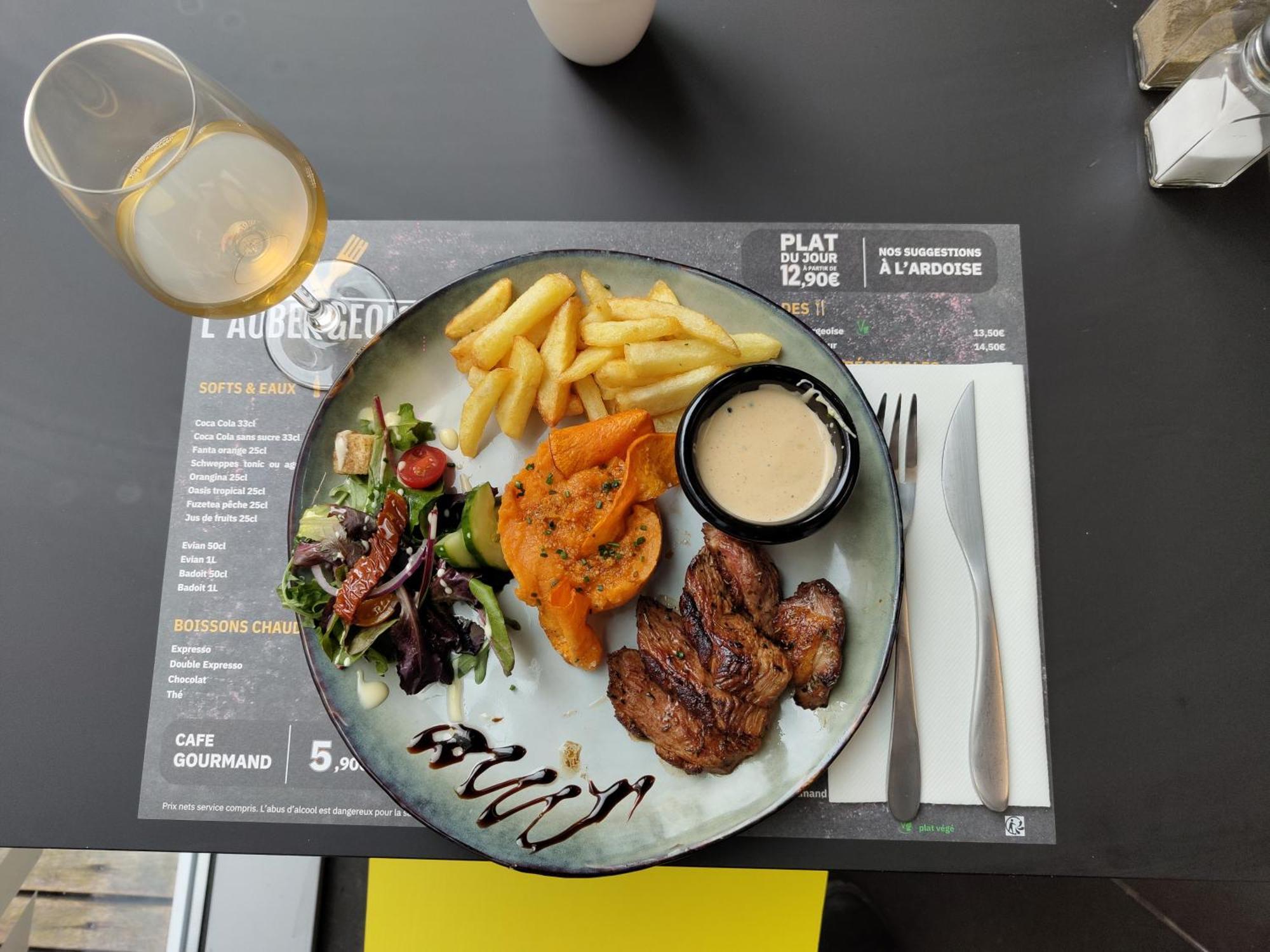 Auberge De Jeunesse Hi Lille Dış mekan fotoğraf